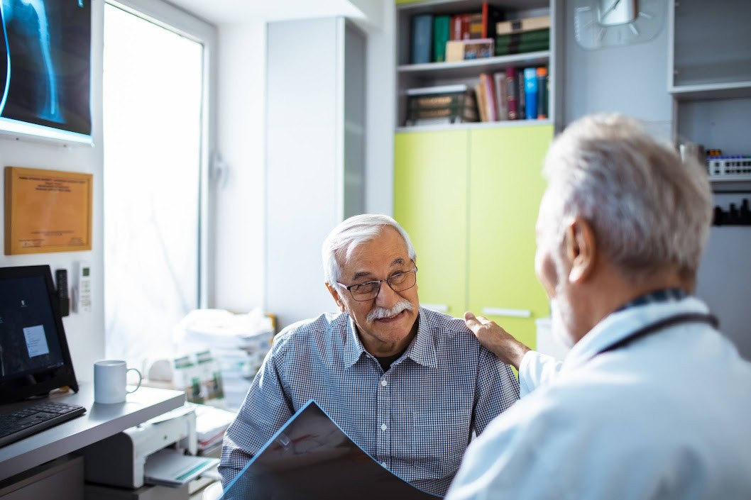 Doctor with patient.